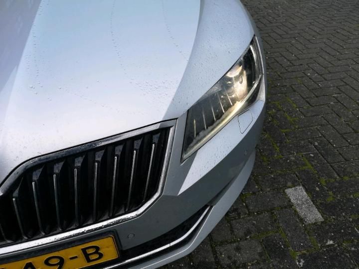 Photo 16 VIN: TMBAG9NP4H7532445 - SKODA SUPERB 