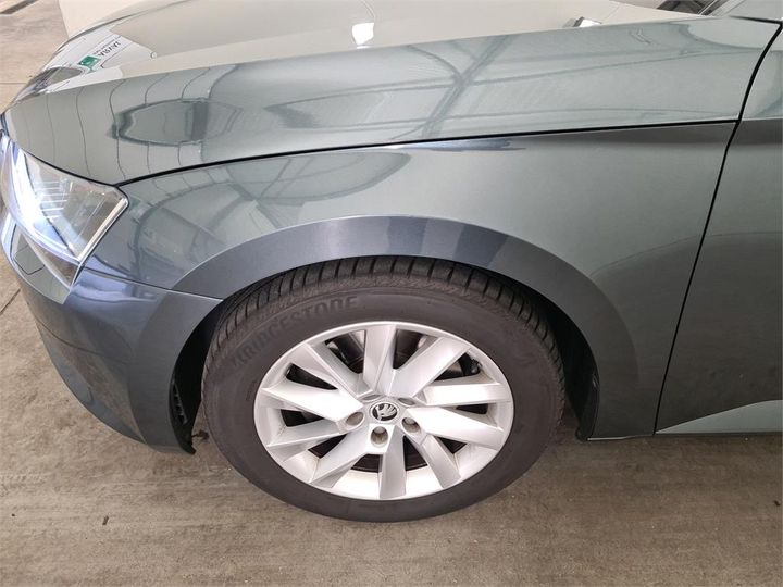 Photo 11 VIN: TMBAG9NP5H7031502 - SKODA SUPERB 