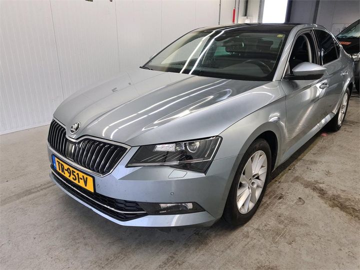 Photo 1 VIN: TMBAG9NP5J7590571 - SKODA SUPERB 