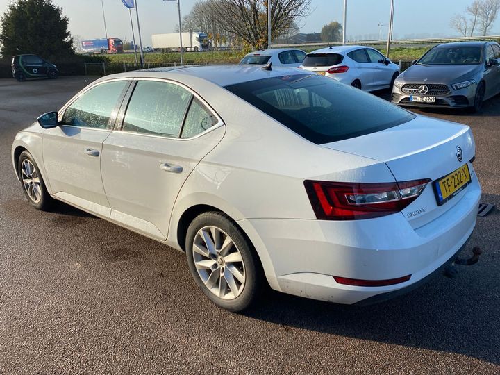 Photo 2 VIN: TMBAG9NP5J7597598 - SKODA SUPERB 