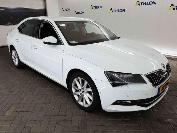 Photo 2 VIN: TMBAG9NP6H7018256 - SKODA SUPERB 