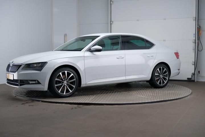 Photo 1 VIN: TMBAG9NP7H7022588 - SKODA SUPERB 