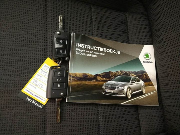 Photo 15 VIN: TMBAG9NP7J7505455 - SKODA SUPERB 