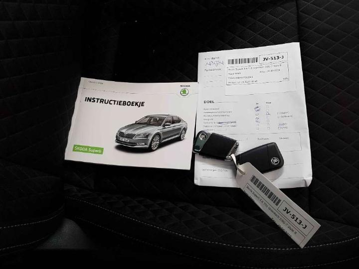 Photo 25 VIN: TMBAG9NP8H7011065 - SKODA SUPERB 