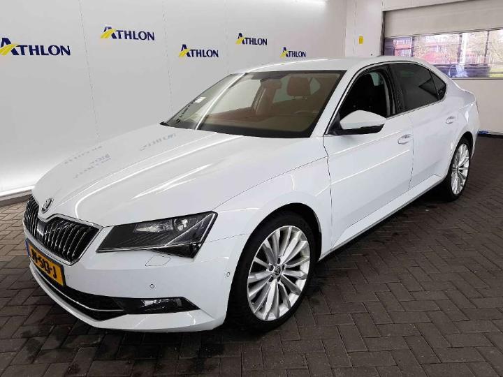 Photo 6 VIN: TMBAG9NP8H7011065 - SKODA SUPERB 