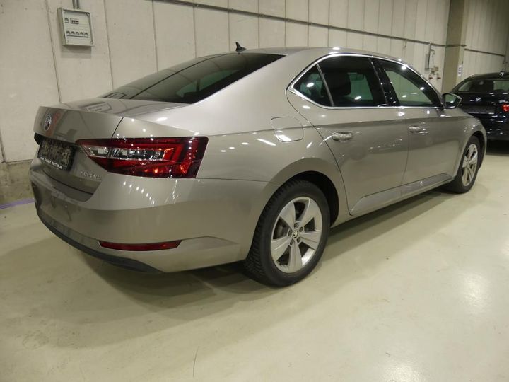 Photo 2 VIN: TMBAG9NP8H7036838 - SKODA SUPERB 