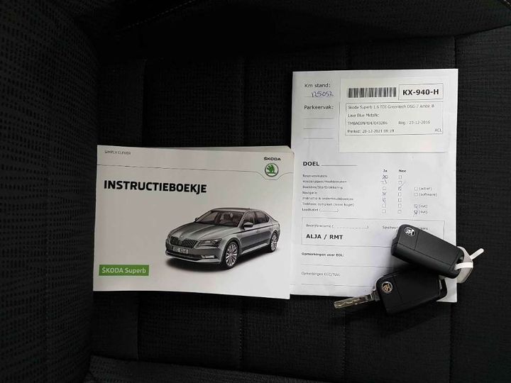 Photo 16 VIN: TMBAG9NP8H7043286 - SKODA SUPERB 