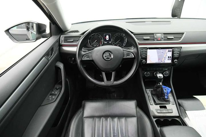 Photo 9 VIN: TMBAG9NP8H7546977 - SKODA SUPERB 