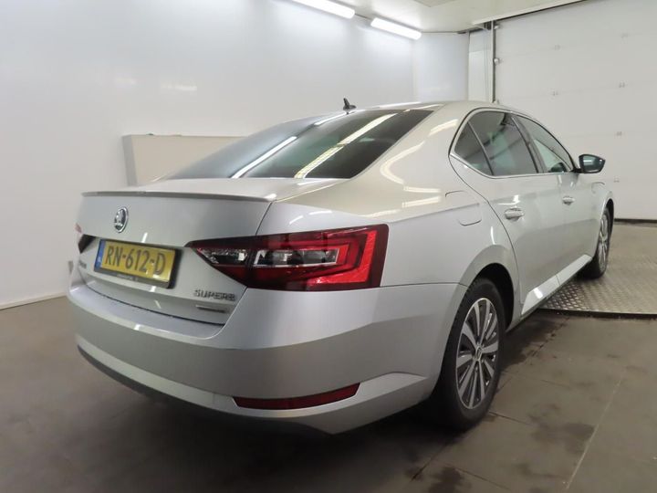 Photo 2 VIN: TMBAG9NP9J7553099 - SKODA SUPERB 