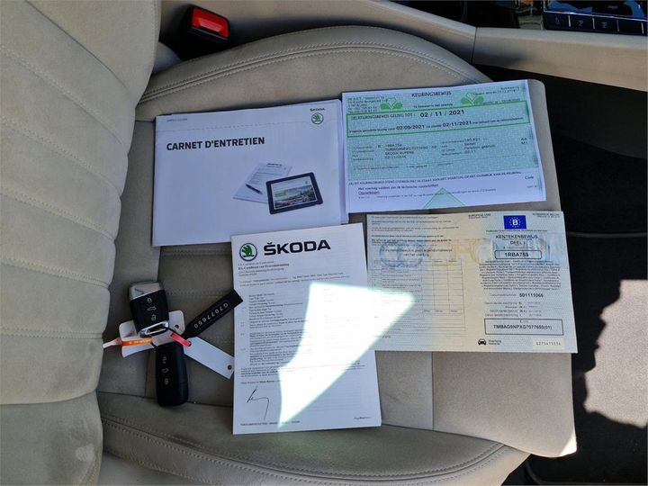 Photo 4 VIN: TMBAG9NPXG7077650 - SKODA SUPERB 