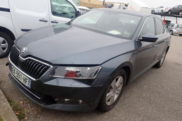 Photo 1 VIN: TMBAH7NP1H7033801 - SKODA SUPERB 