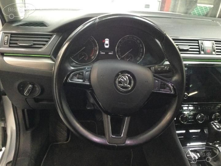 Photo 5 VIN: TMBAH7NP1J7591315 - SKODA SUPERB 