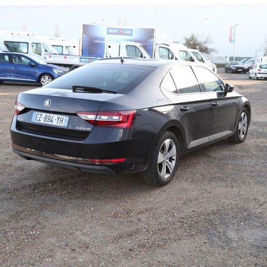 Photo 2 VIN: TMBAH7NP2J7608154 - SKODA SUPERB 