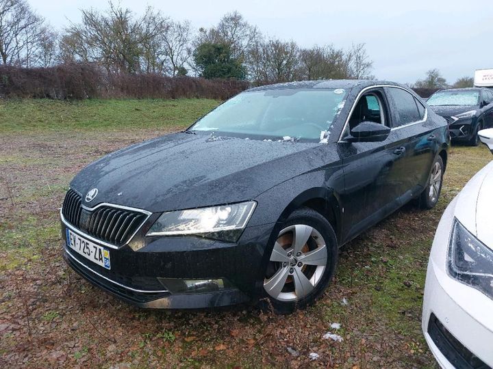 Photo 1 VIN: TMBAH7NP3J7567601 - SKODA SUPERB 