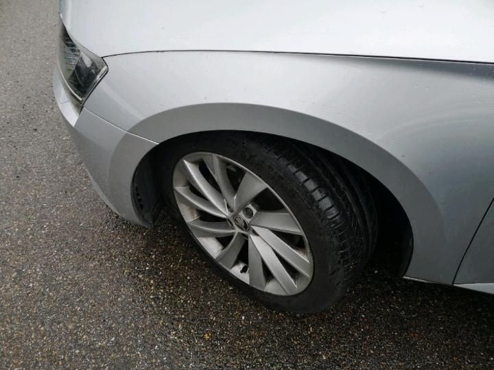 Photo 27 VIN: TMBAH7NP5J7520571 - SKODA SUPERB 