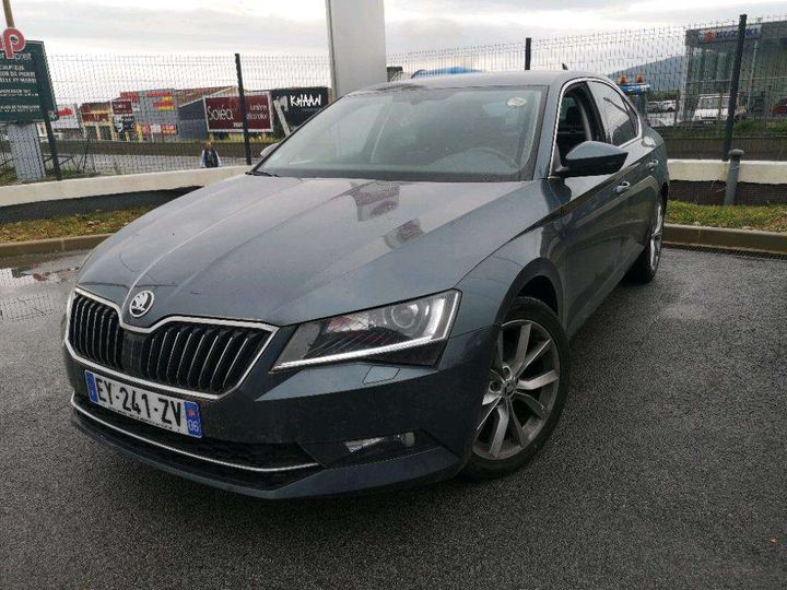 Photo 1 VIN: TMBAH7NP5J7605121 - SKODA SUPERB 