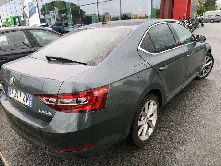 Photo 3 VIN: TMBAH7NP5J7605121 - SKODA SUPERB 