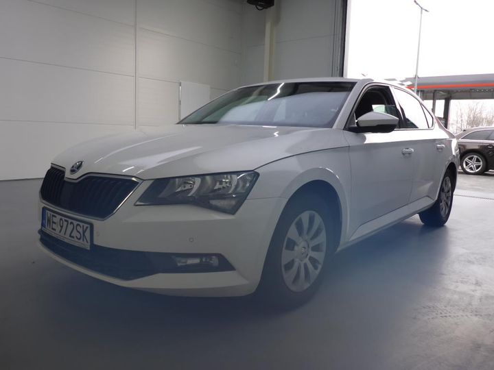 Photo 2 VIN: TMBAH7NP7J7553233 - SKODA SUPERB 