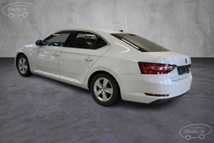 Photo 2 VIN: TMBAH7NP7J7566810 - SKODA SUPERB 