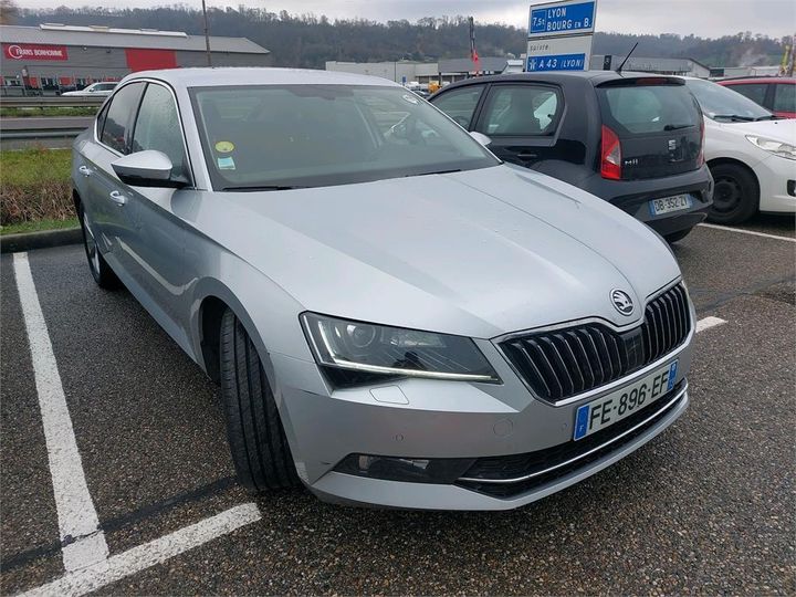 Photo 3 VIN: TMBAH7NP8K7050733 - SKODA SUPERB 