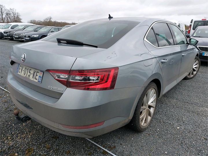 Photo 4 VIN: TMBAH7NP9J7565805 - SKODA SUPERB 