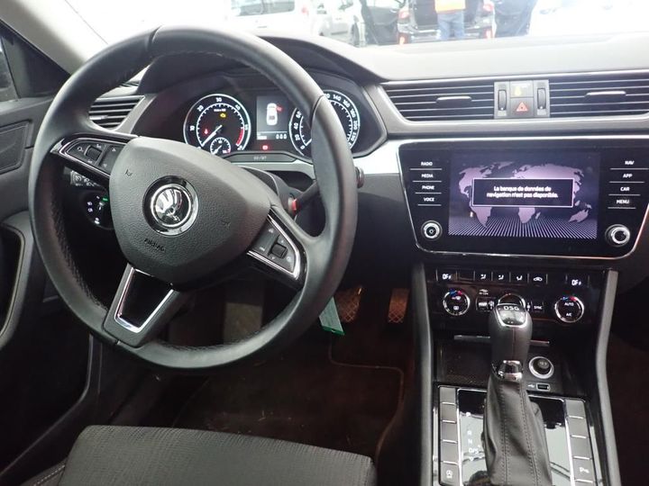 Photo 7 VIN: TMBAH7NP9K7013304 - SKODA SUPERB 5P 