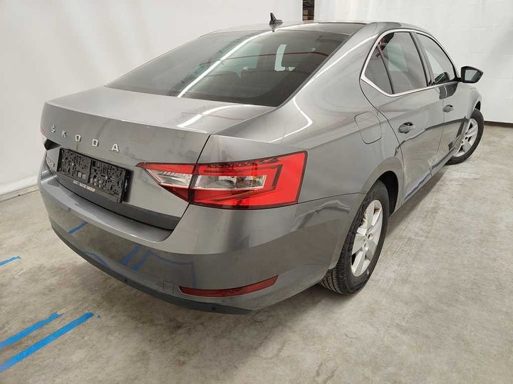 Photo 1 VIN: TMBAH7NP9N7029653 - SKODA SUPERB 