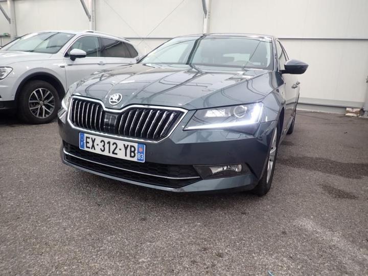 Photo 1 VIN: TMBAH7NPXJ7587845 - SKODA SUPERB 5P 