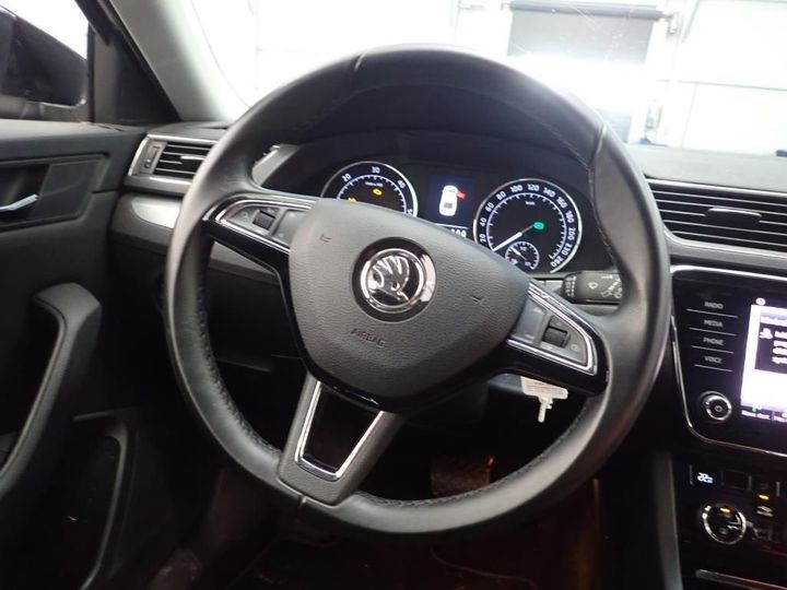 Photo 19 VIN: TMBAH7NPXK7013909 - SKODA SUPERB 