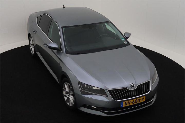 Photo 2 VIN: TMBAH9NP6H7550961 - SKODA SUPERB 