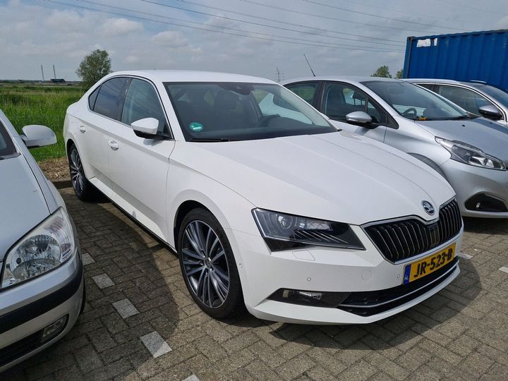 Photo 4 VIN: TMBAH9NP7G7069020 - SKODA SUPERB 