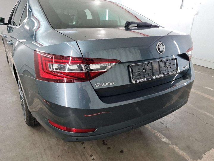 Photo 30 VIN: TMBAH9NP7J7596028 - SKODA SUPERB 