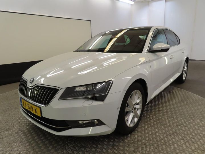 Photo 1 VIN: TMBAH9NP7K7038665 - SKODA SUPERB 