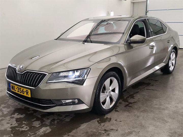 Photo 1 VIN: TMBAH9NP8H7531814 - SKODA SUPERB 