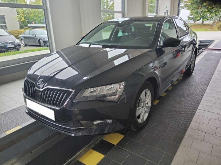 Photo 1 VIN: TMBAH9NP8K7018747 - SKODA SUPERB 