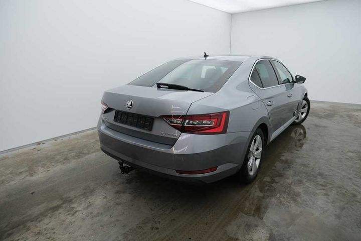 Photo 2 VIN: TMBAH9NPXH7028642 - SKODA SUPERB 