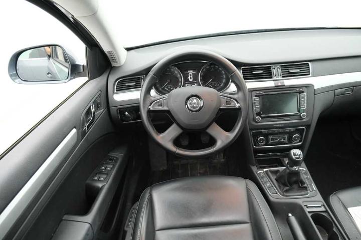 Photo 9 VIN: TMBAJ73T4F9055930 - SKODA SUPERB &#3908 