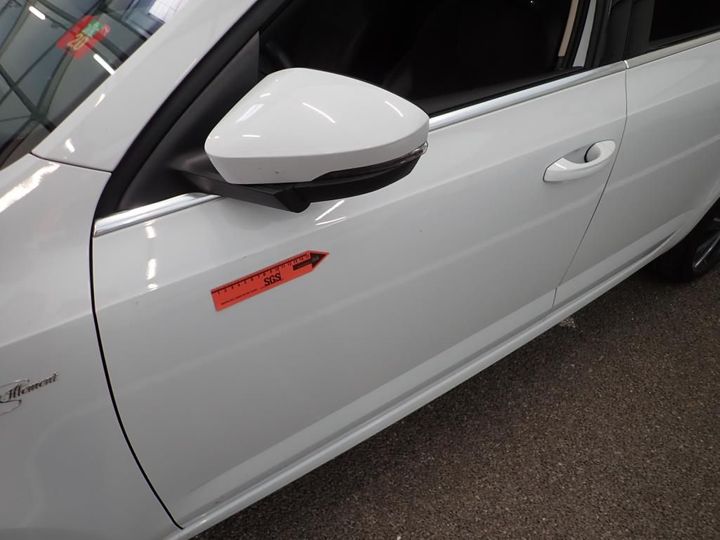 Photo 17 VIN: TMBAJ7NE2J0302034 - SKODA OCTAVIA 5P 