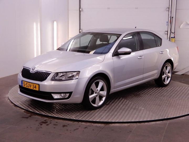 Photo 7 VIN: TMBAJ7NE9E0080517 - SKODA OCTAVIA 