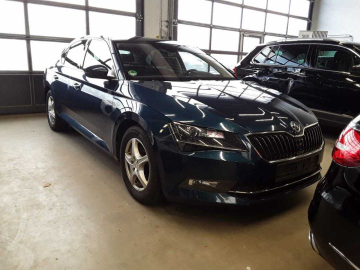 Photo 1 VIN: TMBAJ7NP1J7559209 - SKODA SUPERB 