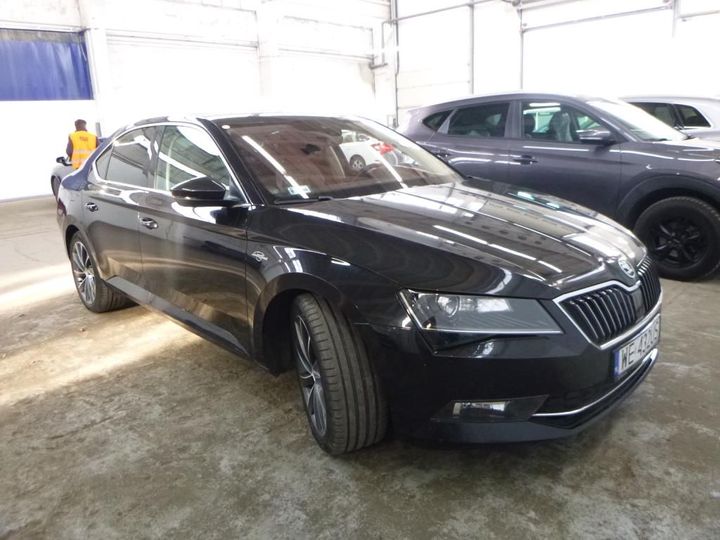 Photo 2 VIN: TMBAJ7NP1K7028528 - SKODA SUPERB 