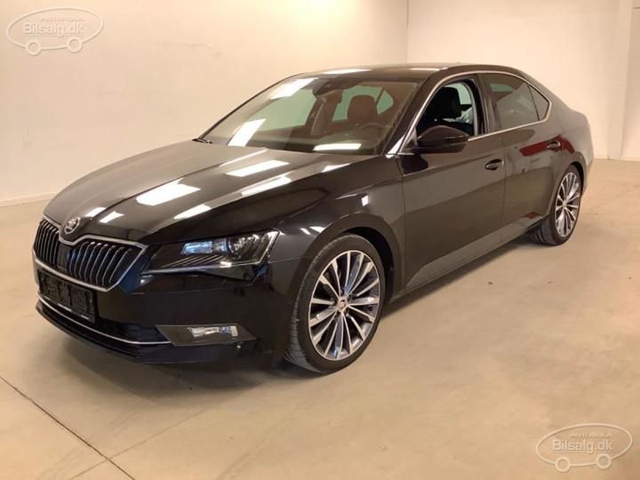 Photo 0 VIN: TMBAJ7NP5K7052105 - SKODA SUPERB HATCHBACK 