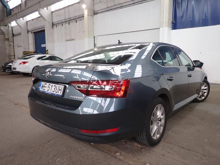 Photo 2 VIN: TMBAJ7NP6K7015533 - SKODA SUPERB 