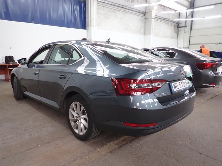 Photo 4 VIN: TMBAJ7NP6K7015533 - SKODA SUPERB 