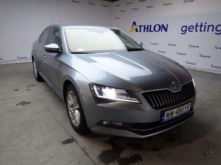 Photo 1 VIN: TMBAJ7NP7K7043132 - SKODA SUPERB 