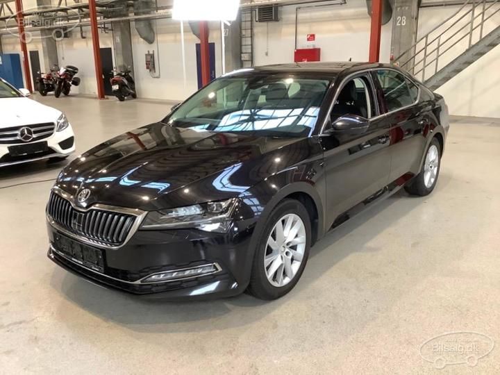 Photo 1 VIN: TMBAJ7NP9L7024230 - SKODA SUPERB HATCHBACK 