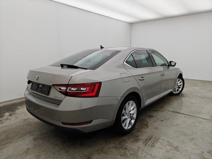 Photo 1 VIN: TMBAJ9NP0J7522549 - SKODA SUPERB 