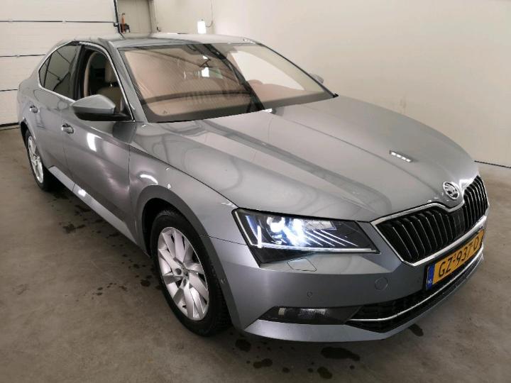 Photo 8 VIN: TMBAJ9NP2G7016973 - SKODA SUPERB 