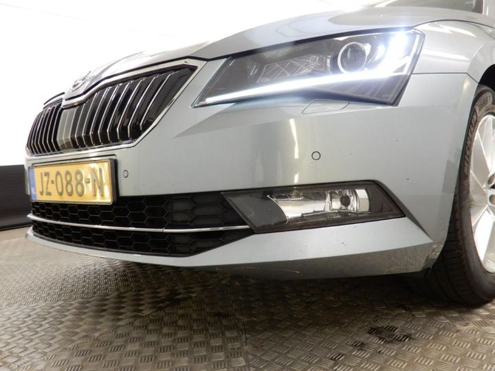 Photo 27 VIN: TMBAJ9NP6H7012782 - SKODA SUPERB 