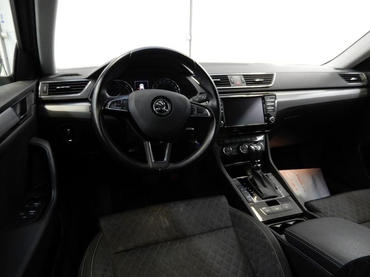 Photo 5 VIN: TMBAJ9NP6H7012782 - SKODA SUPERB 